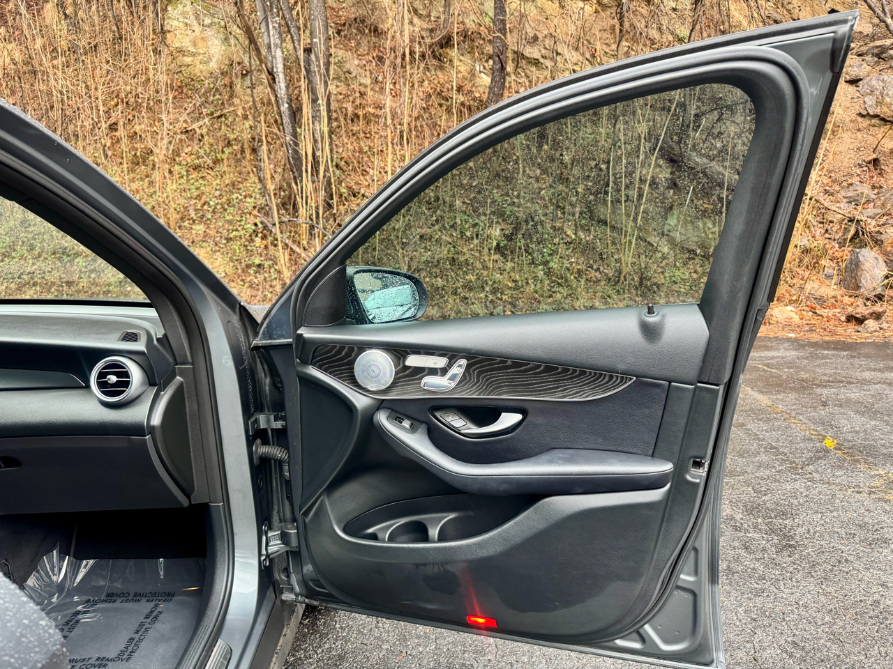 Mercedes-Benz GLC-Class GLC300 2017