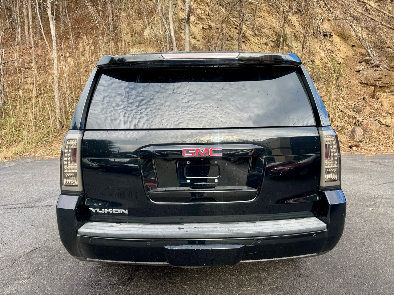 GMC Yukon SLT 4WD 2015