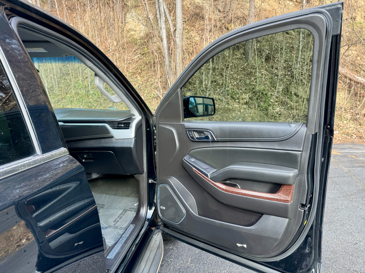 GMC Yukon SLT 4WD 2015