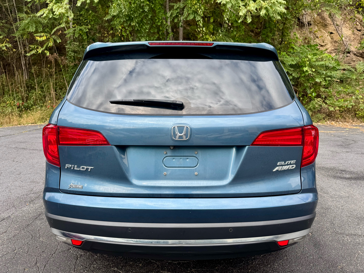 Honda Pilot Elite 4WD 2017 Honda Pilot Elite 4WD 2017
