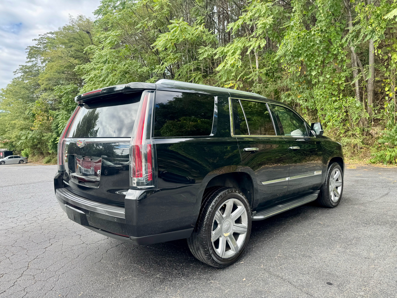 Cadillac Escalade Luxury 2WD 2015 Cadillac Escalade Luxury 2WD 2015