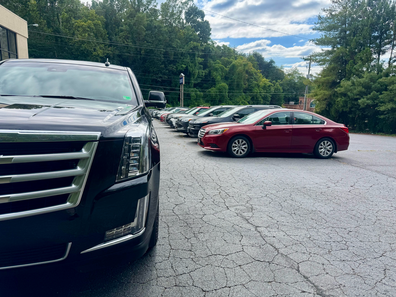 Cadillac Escalade Luxury 2WD 2015 Cadillac Escalade Luxury 2WD 2015