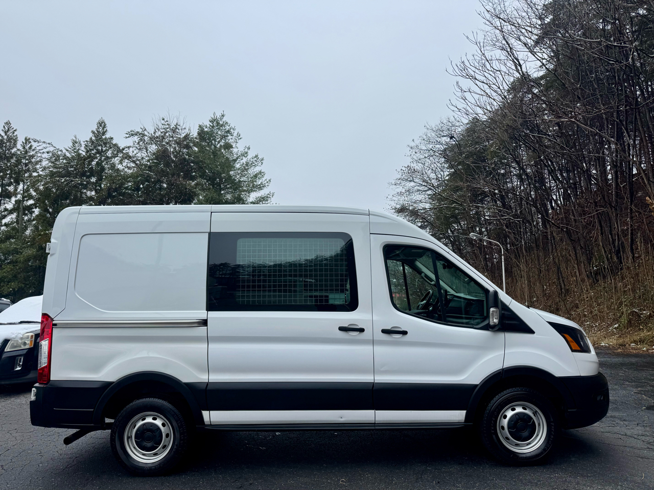 Ford Transit 250 Van Med. Roof w/Sliding Pass. 130-in. WB 2020