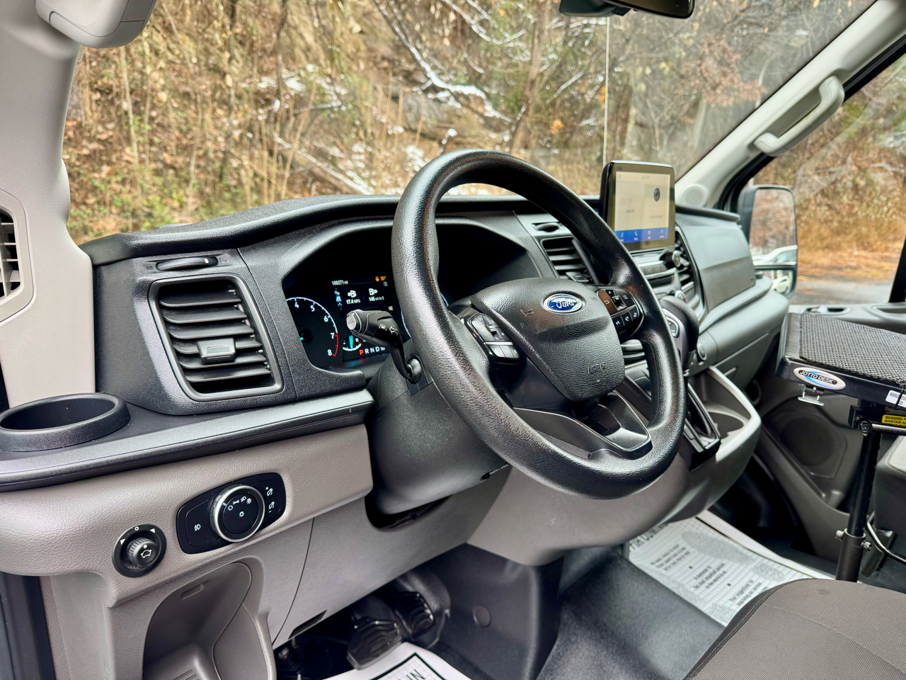 Ford Transit 250 Van Med. Roof w/Sliding Pass. 130-in. WB 2020