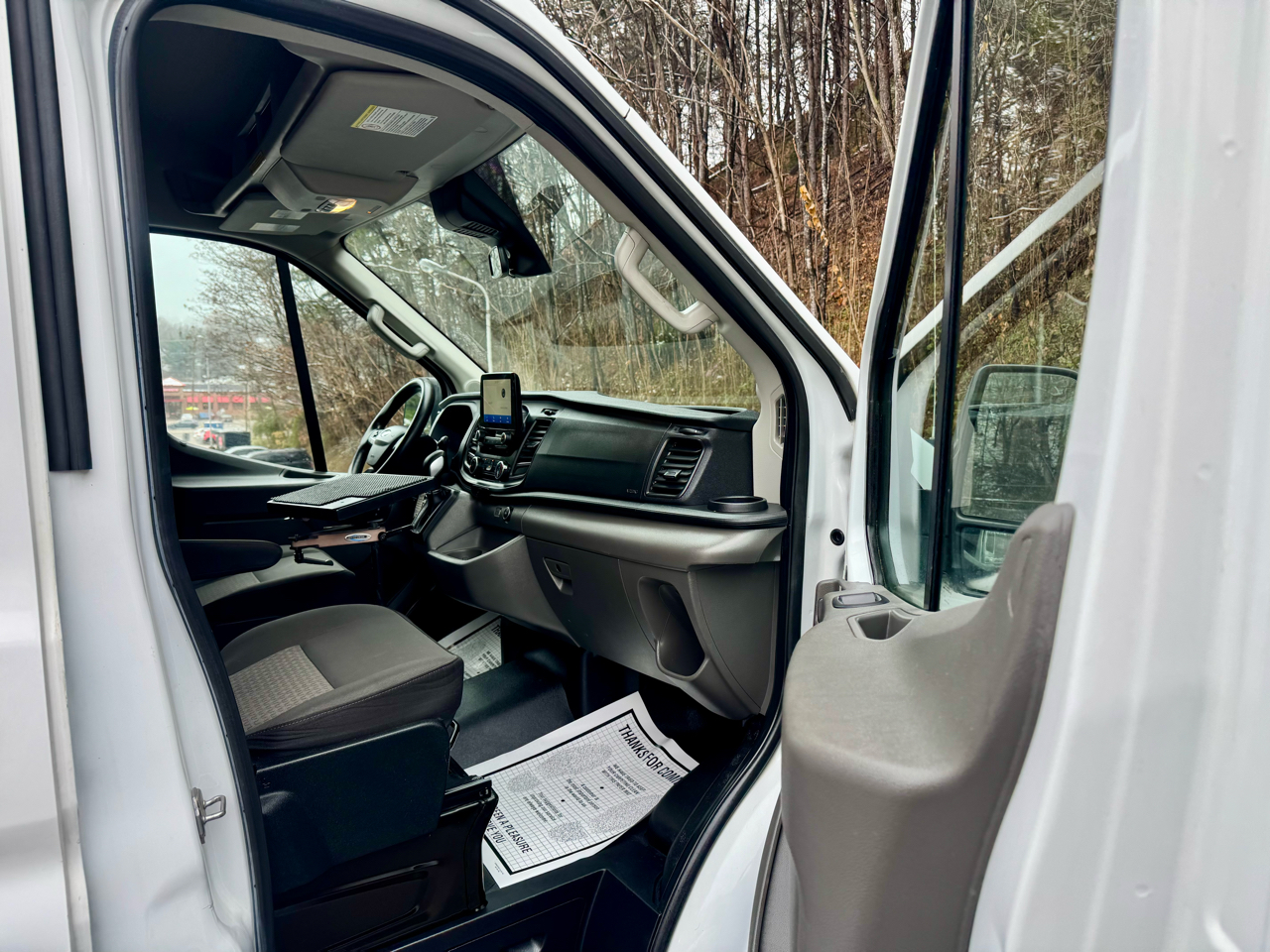 Ford Transit 250 Van Med. Roof w/Sliding Pass. 130-in. WB 2020