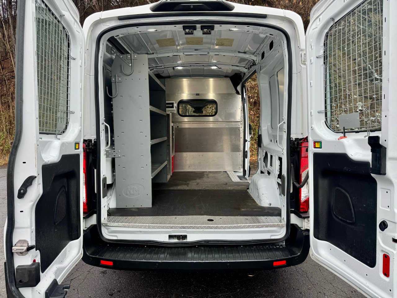 Ford Transit 250 Van Med. Roof w/Sliding Pass. 130-in. WB 2020