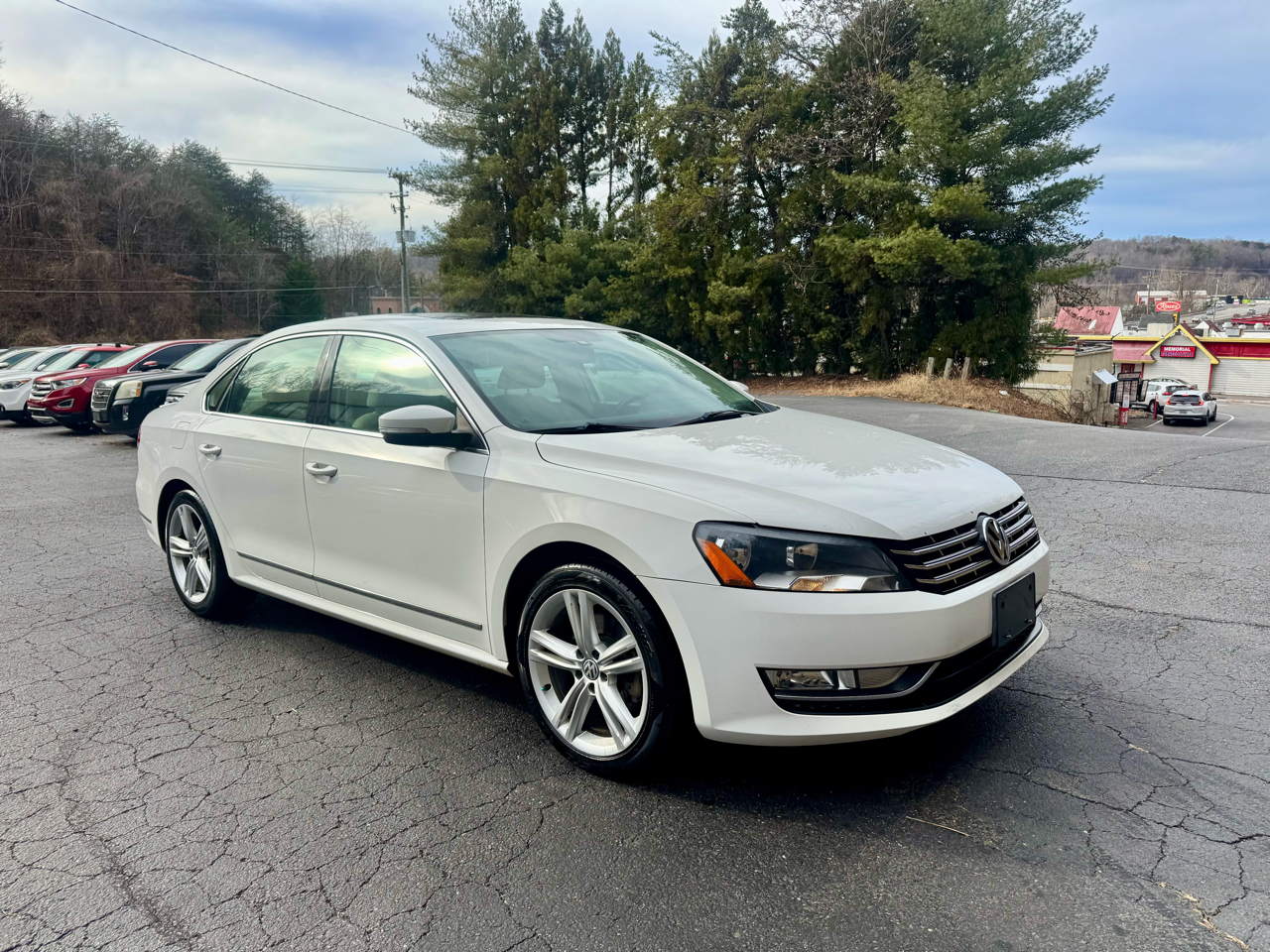 Volkswagen Passat 1.8T SEL Premium AT PZEV 2014