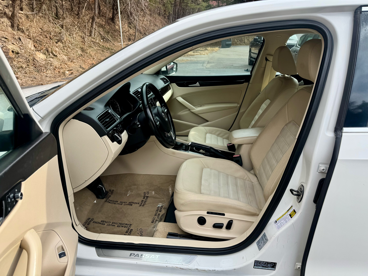 Volkswagen Passat 1.8T SEL Premium AT PZEV 2014