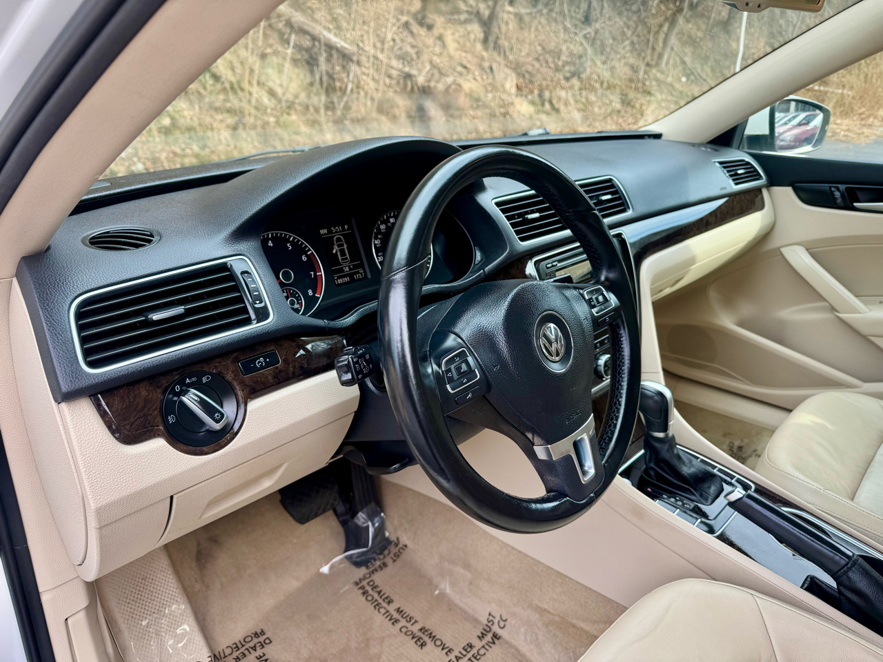 Volkswagen Passat 1.8T SEL Premium AT PZEV 2014