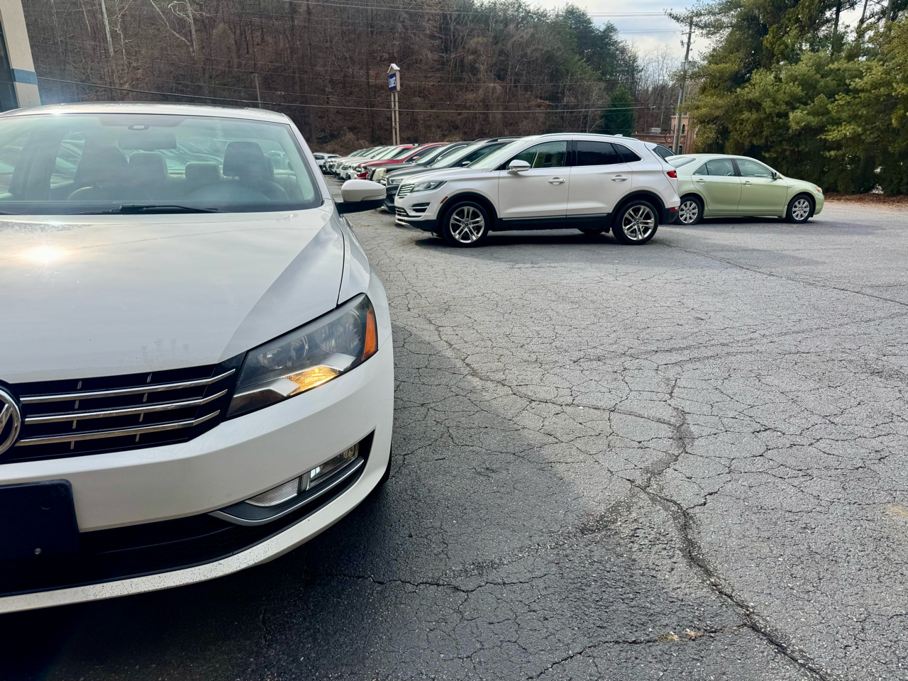 Volkswagen Passat 1.8T SEL Premium AT PZEV 2014