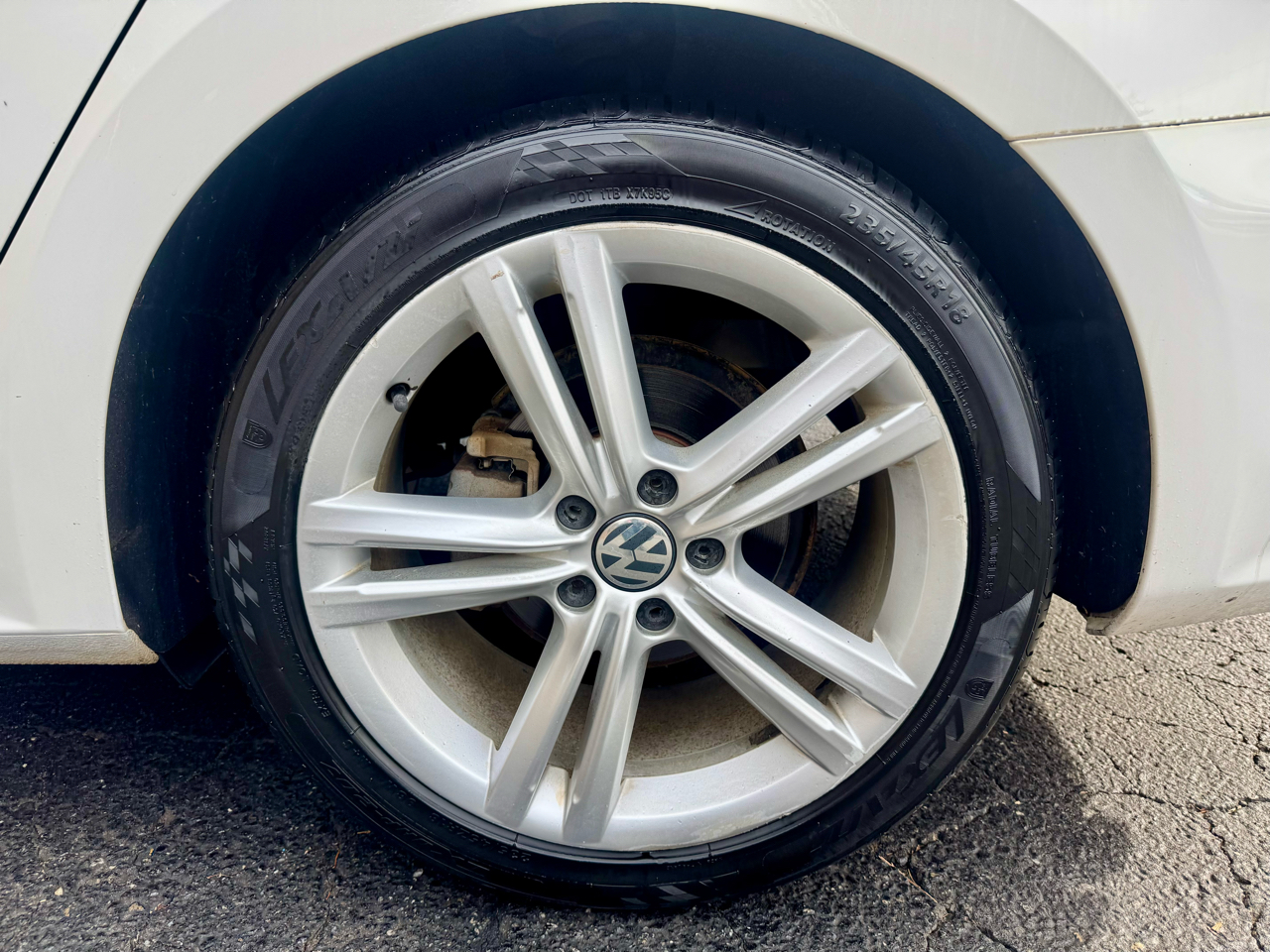 Volkswagen Passat 1.8T SEL Premium AT PZEV 2014