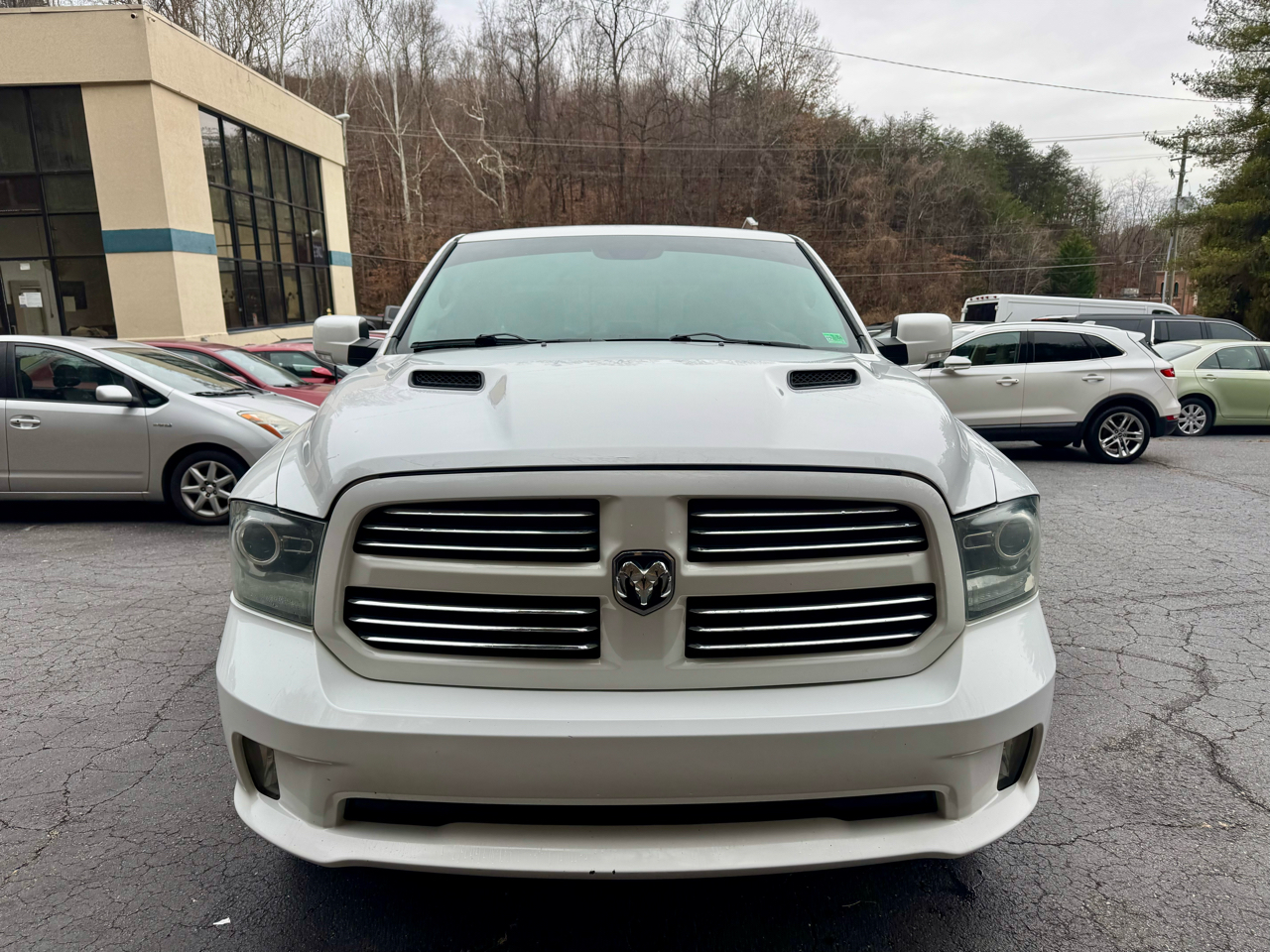 RAM 1500 Sport Crew Cab SWB 4WD 2014