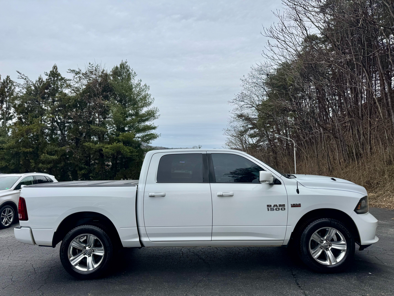 RAM 1500 Sport Crew Cab SWB 4WD 2014