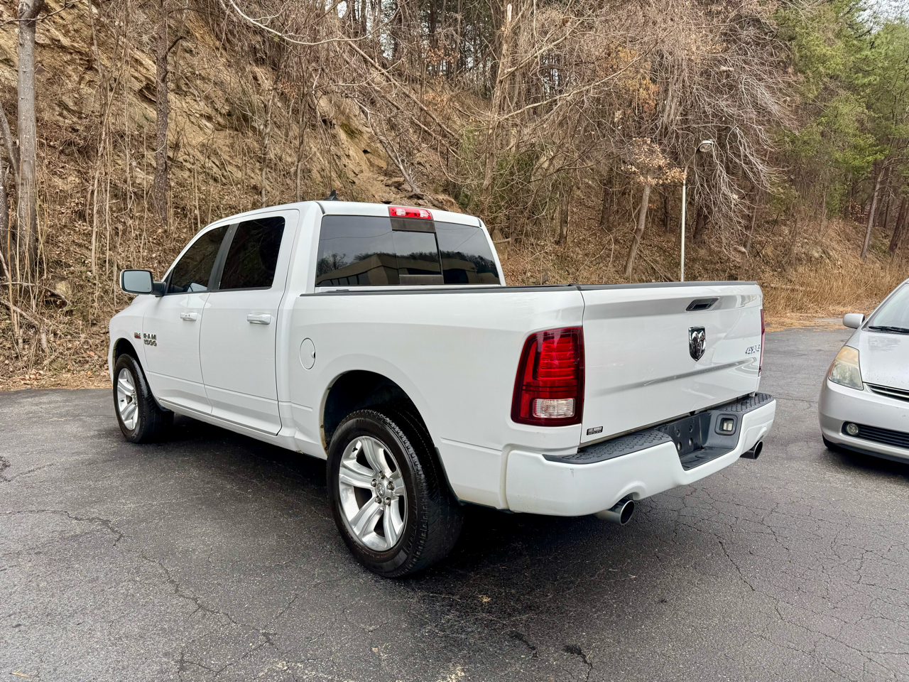 RAM 1500 Sport Crew Cab SWB 4WD 2014