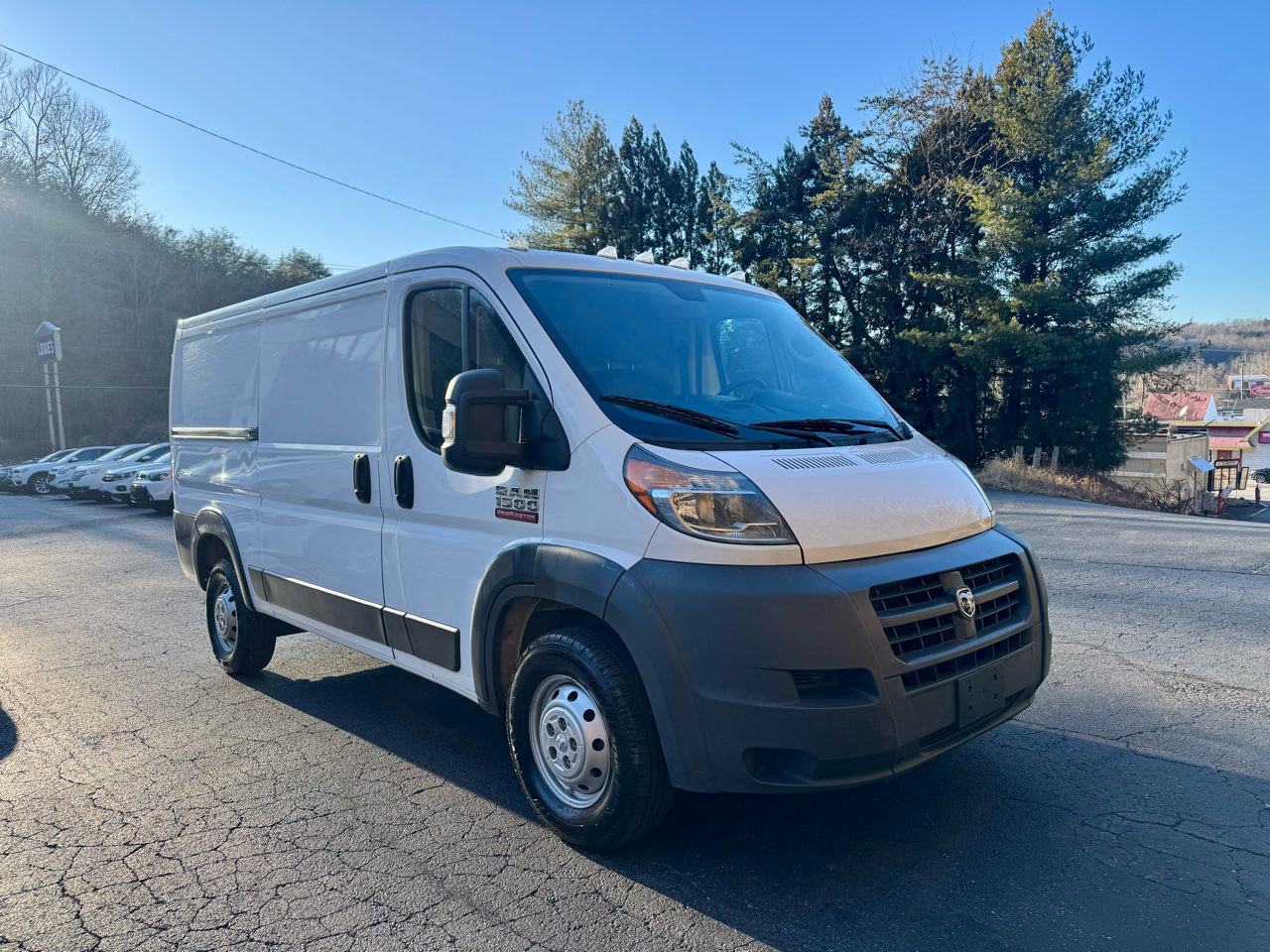 RAM Promaster 1500 Low Roof Tradesman 136-in. WB 2017