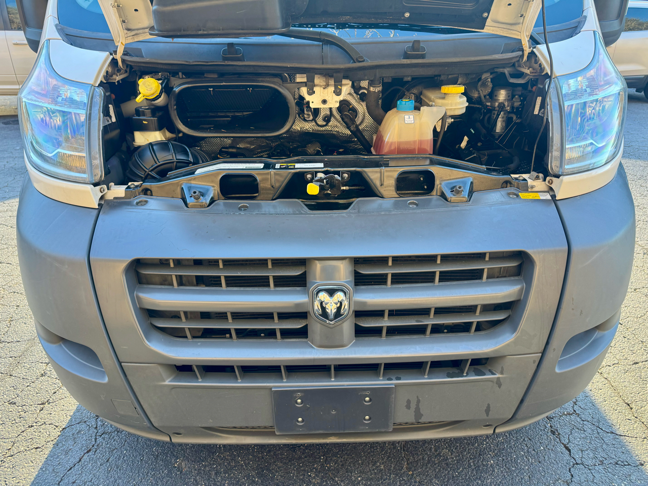 RAM Promaster 1500 Low Roof Tradesman 136-in. WB 2017