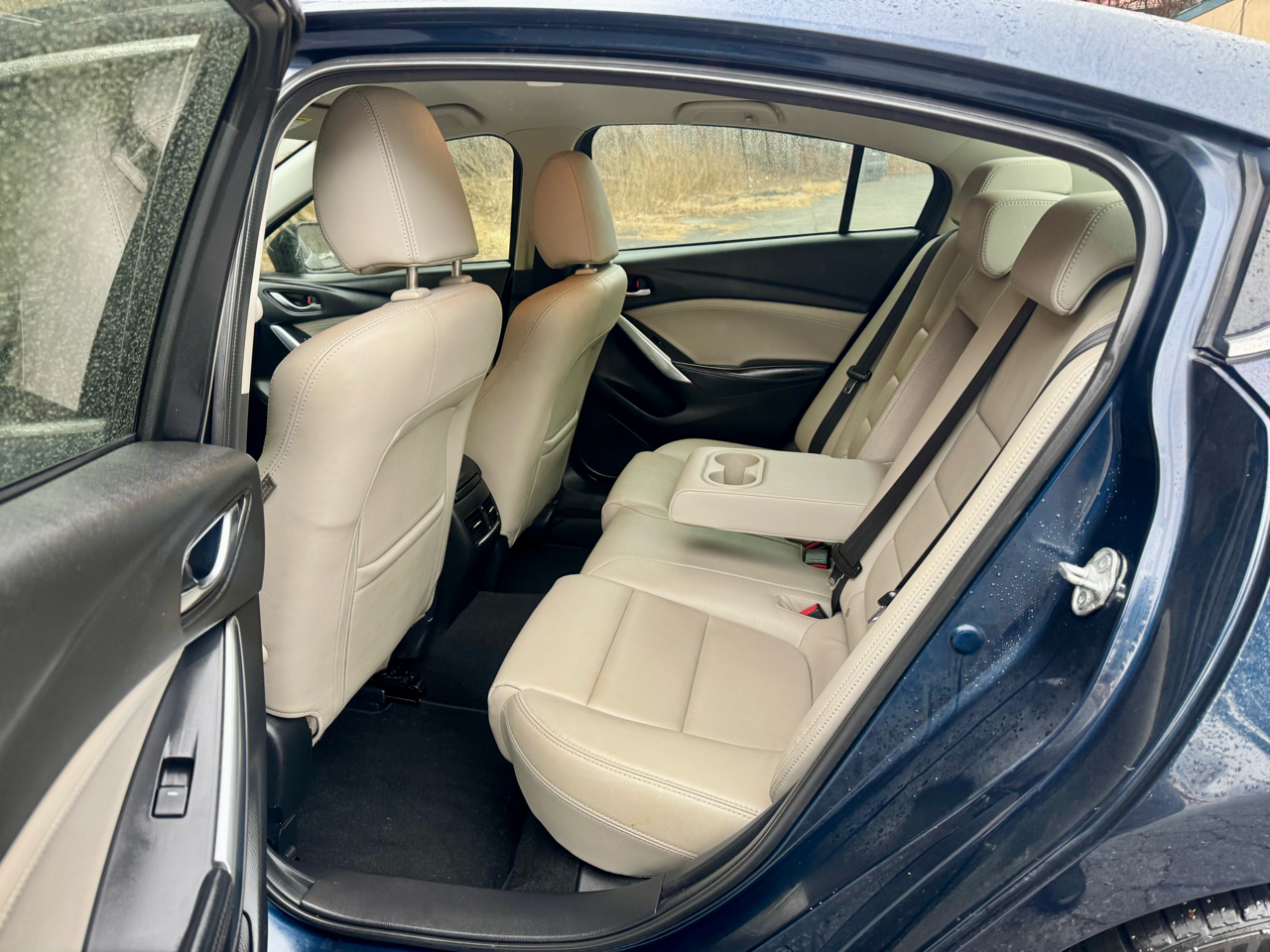 Mazda MAZDA6 i Touring 2015