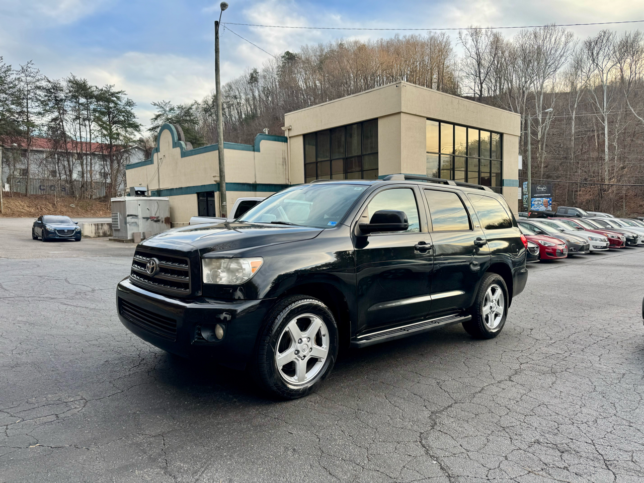 2014 Toyota Sequoia SR5 5.7L 2WD