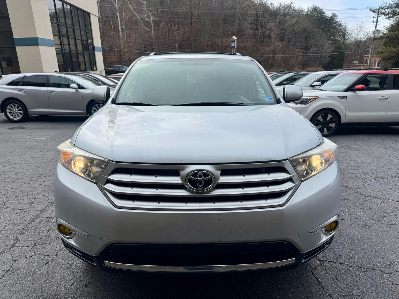 Toyota Highlander Limited 4WD 2011