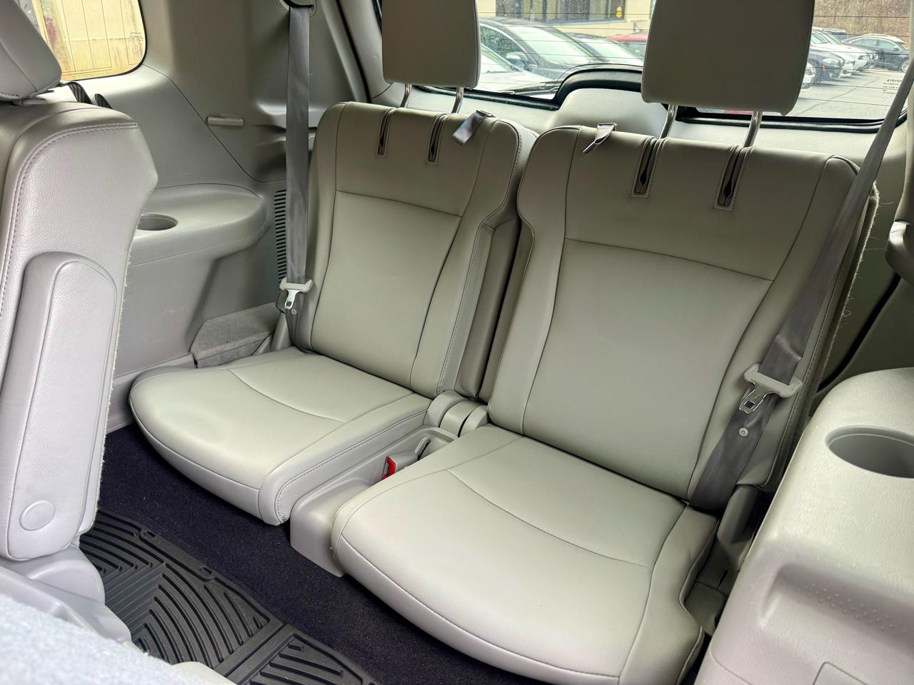 Toyota Highlander Limited 4WD 2011