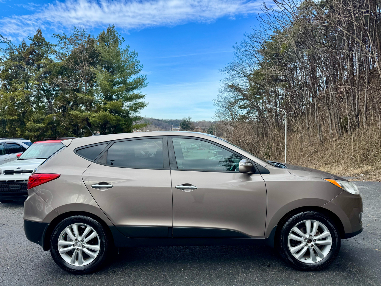 Hyundai Tucson Limited 2WD 2011