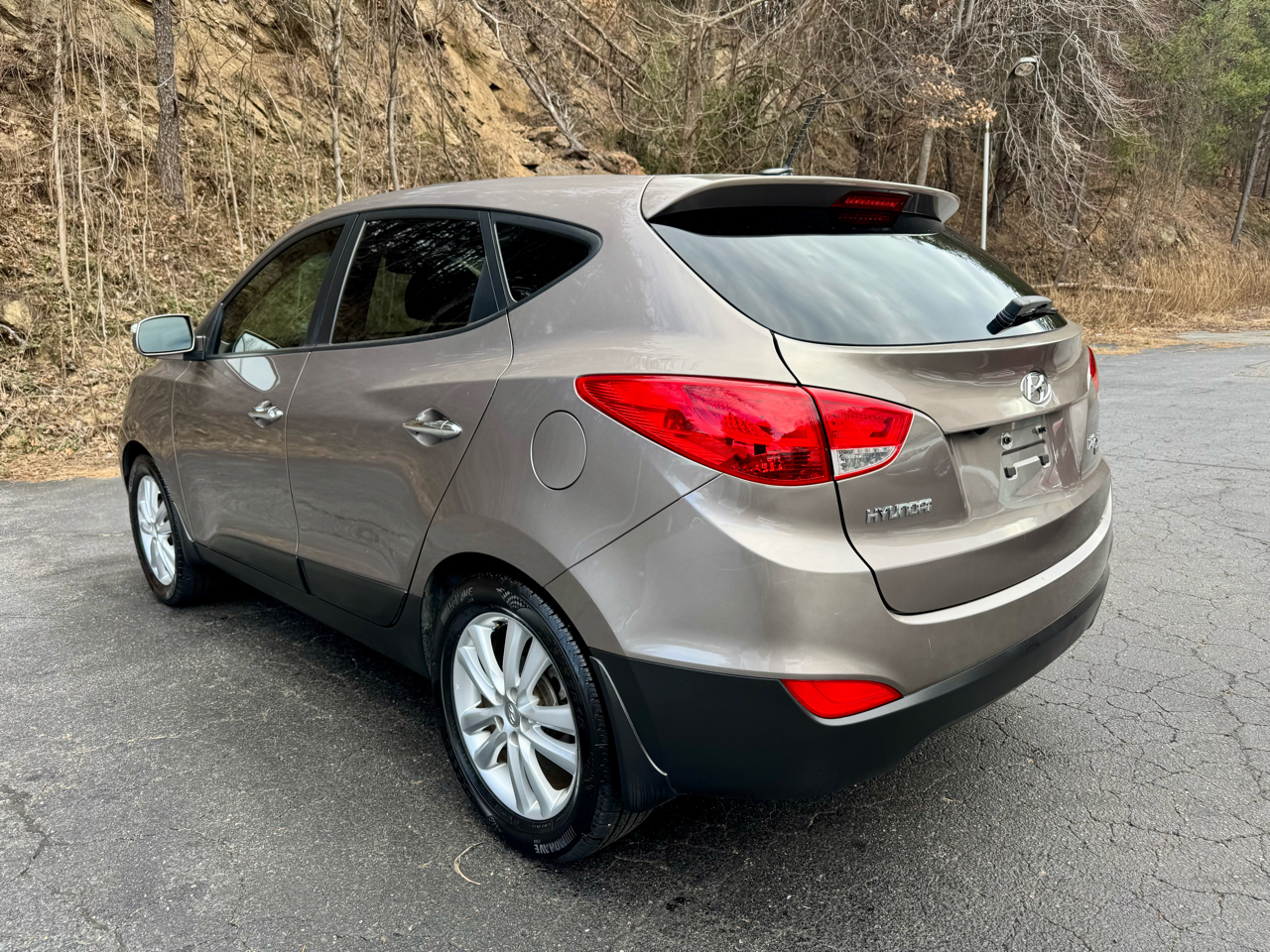 Hyundai Tucson Limited 2WD 2011