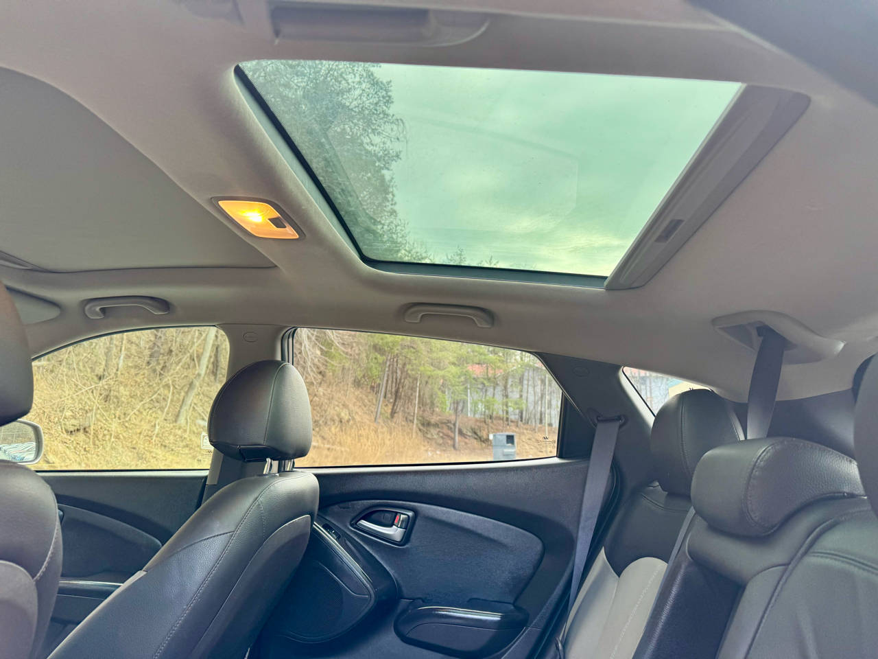 Hyundai Tucson Limited 2WD 2011