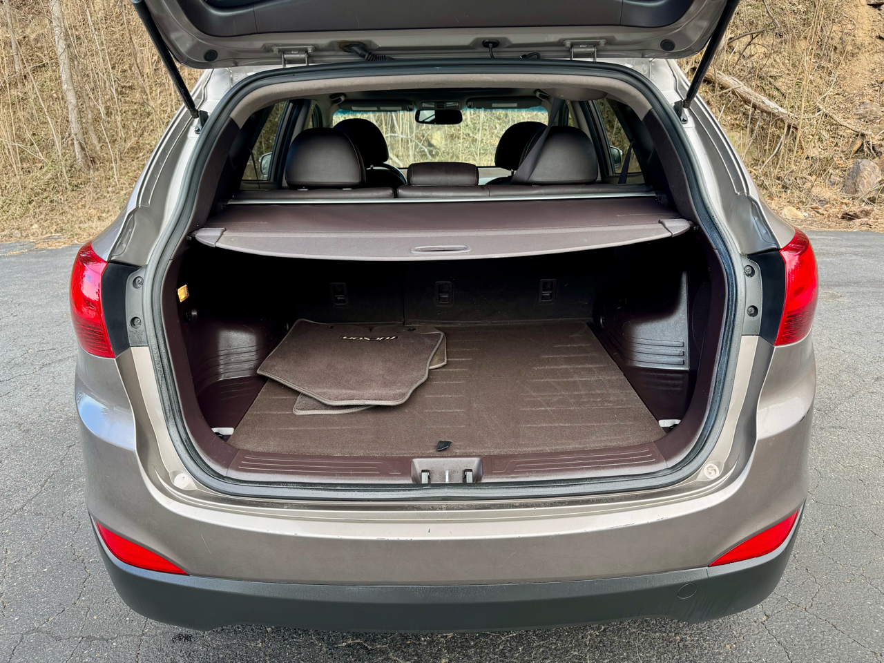 Hyundai Tucson Limited 2WD 2011