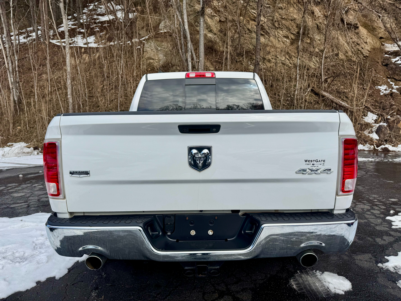 RAM 1500 Laramie Crew Cab SWB 4WD 2014