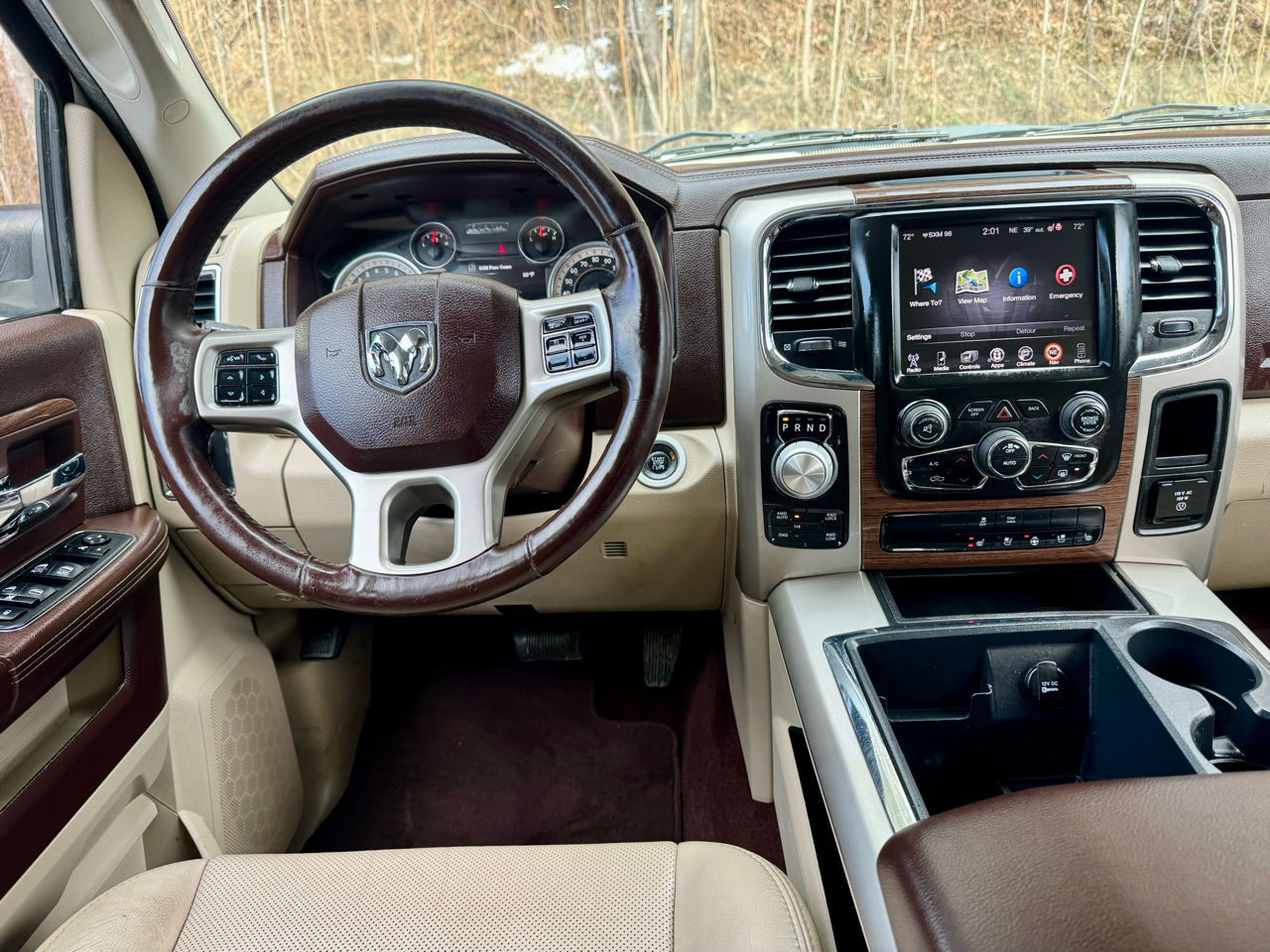 RAM 1500 Laramie Crew Cab SWB 4WD 2014