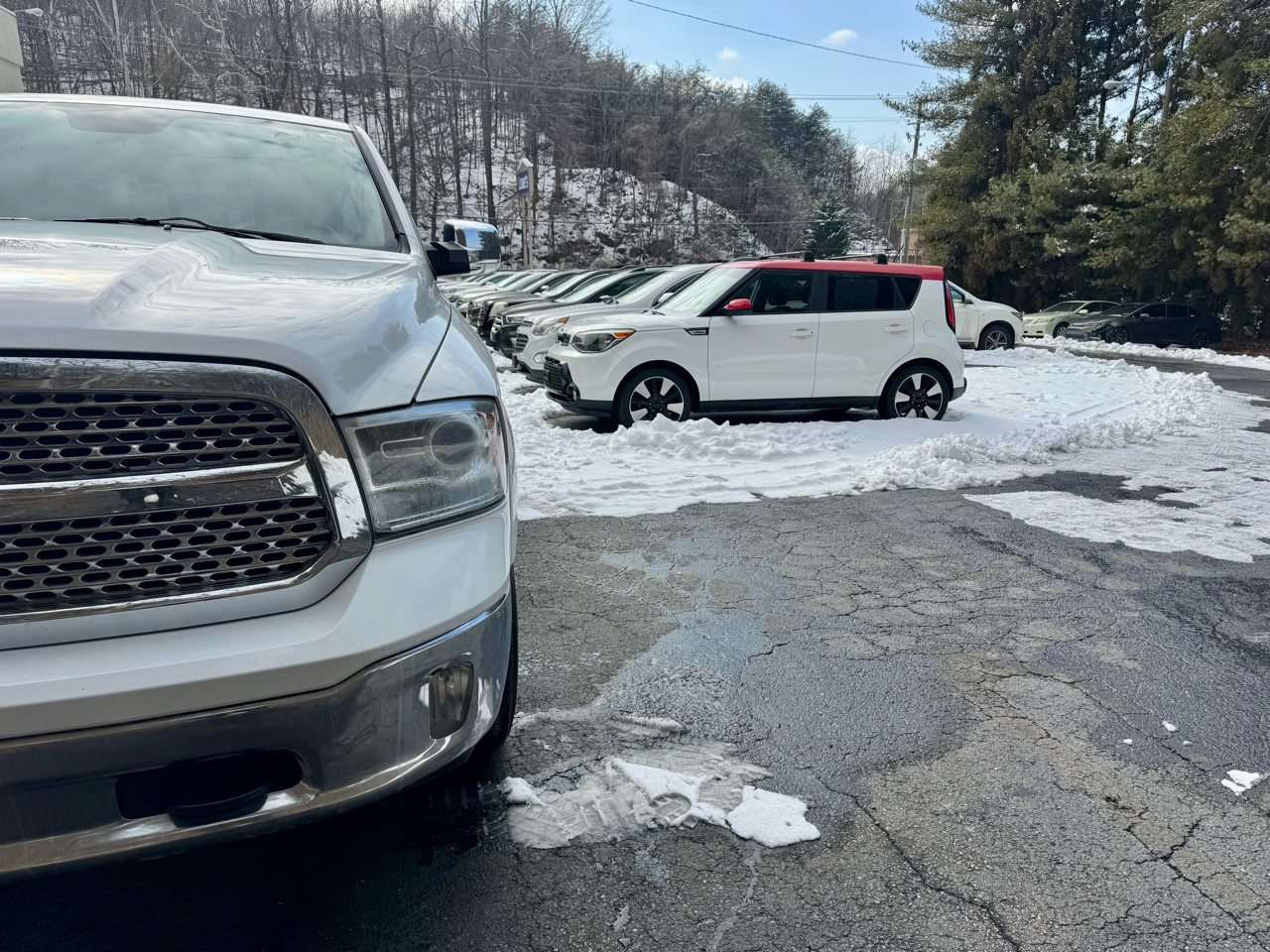 RAM 1500 Laramie Crew Cab SWB 4WD 2014