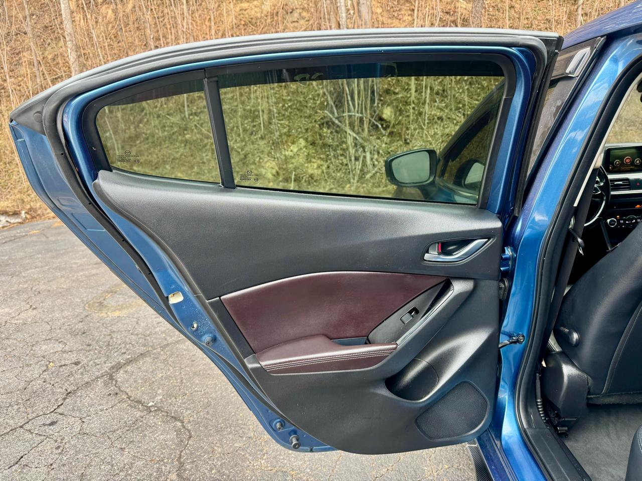 Mazda MAZDA3 s Grand Touring AT 5-Door 2017