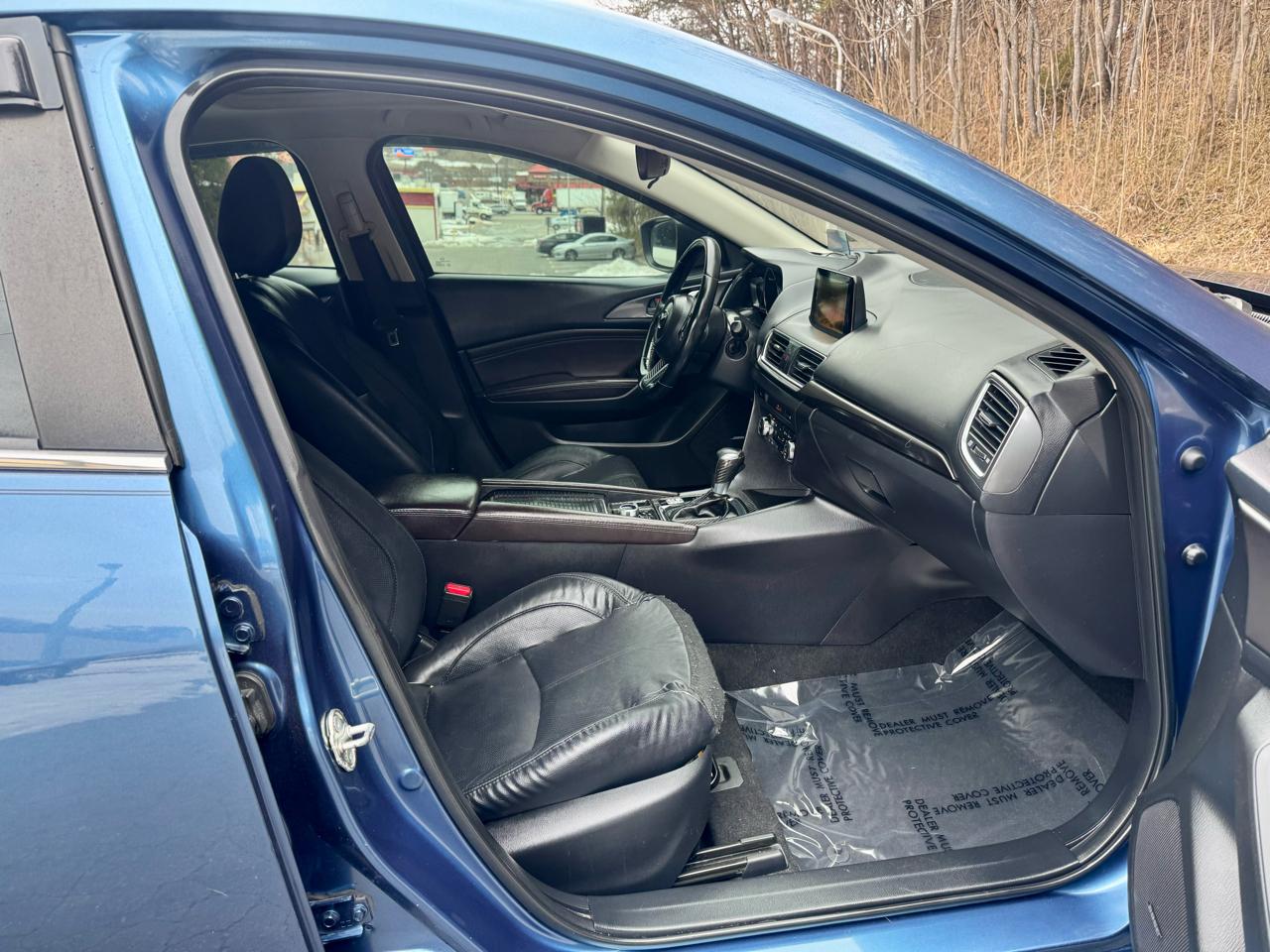 Mazda MAZDA3 s Grand Touring AT 5-Door 2017