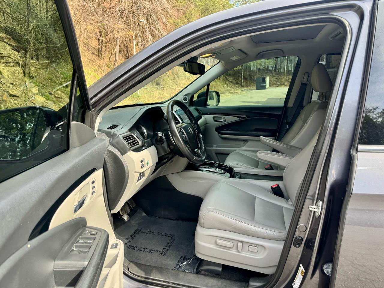 Honda Pilot Touring 2WD 2017