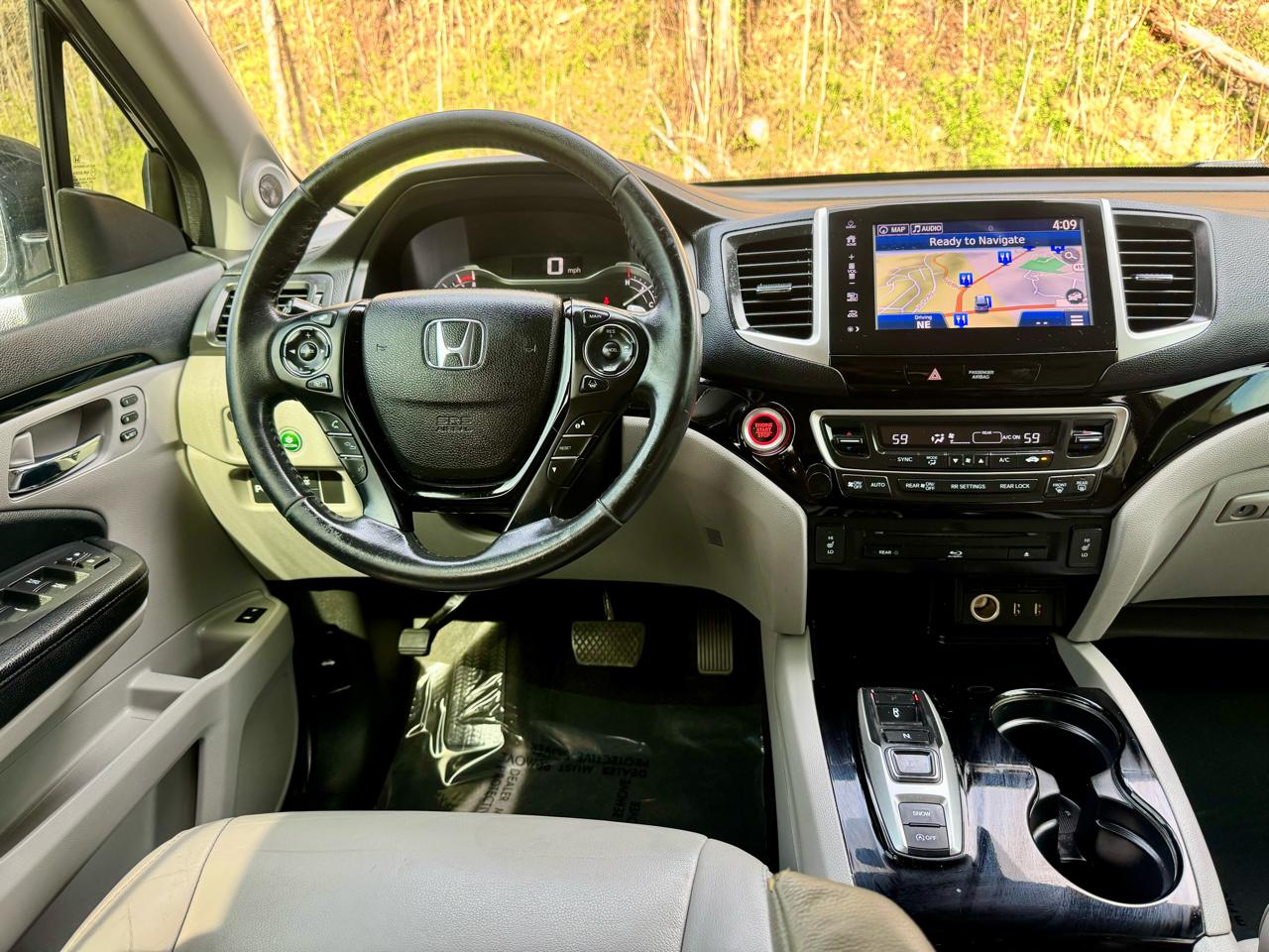 Honda Pilot Touring 2WD 2017