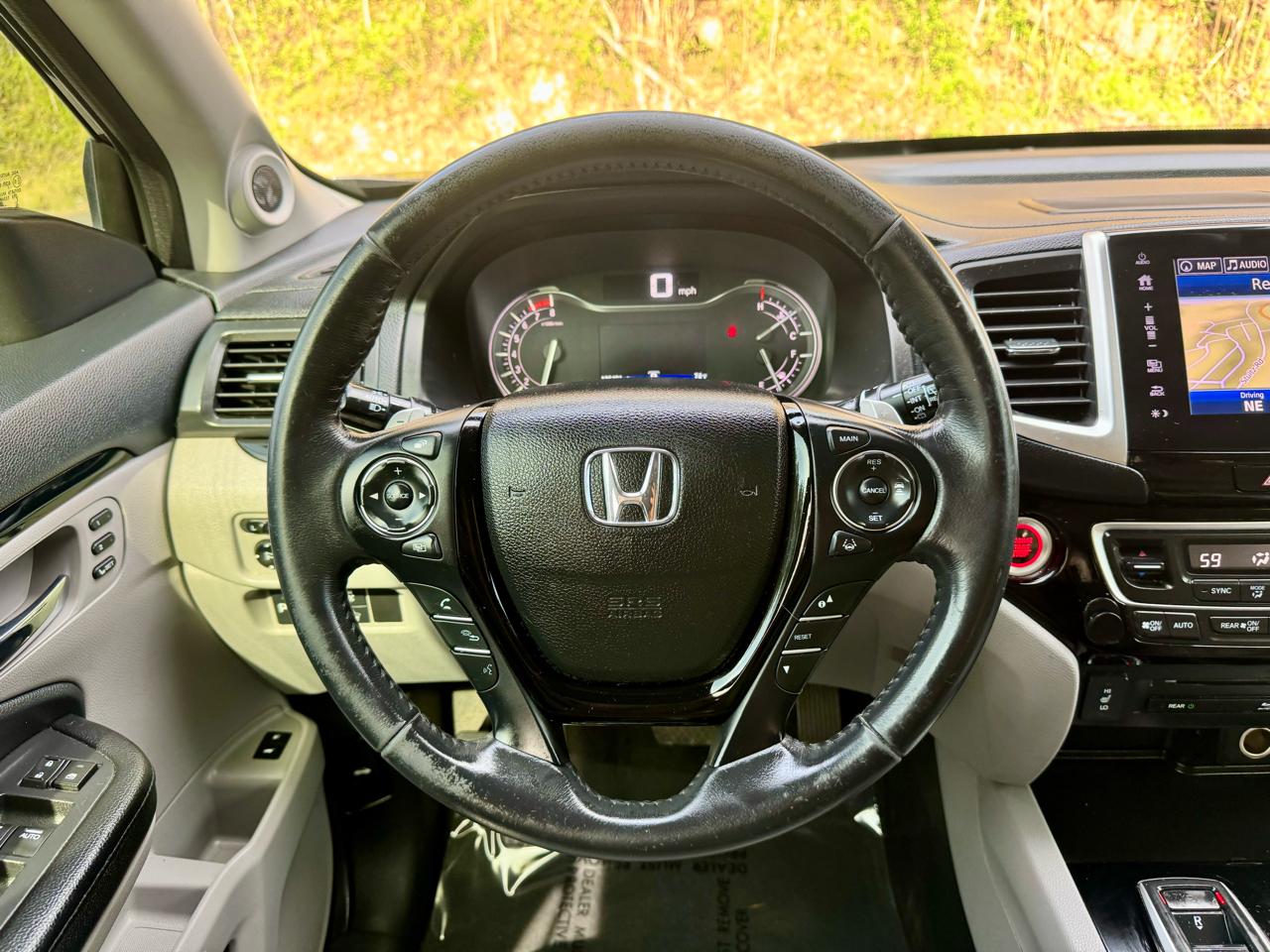 Honda Pilot Touring 2WD 2017