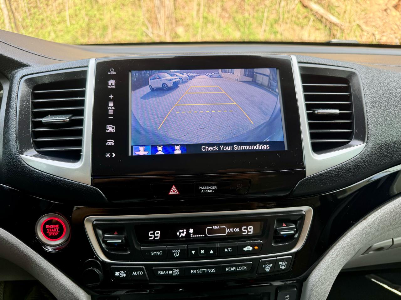 Honda Pilot Touring 2WD 2017