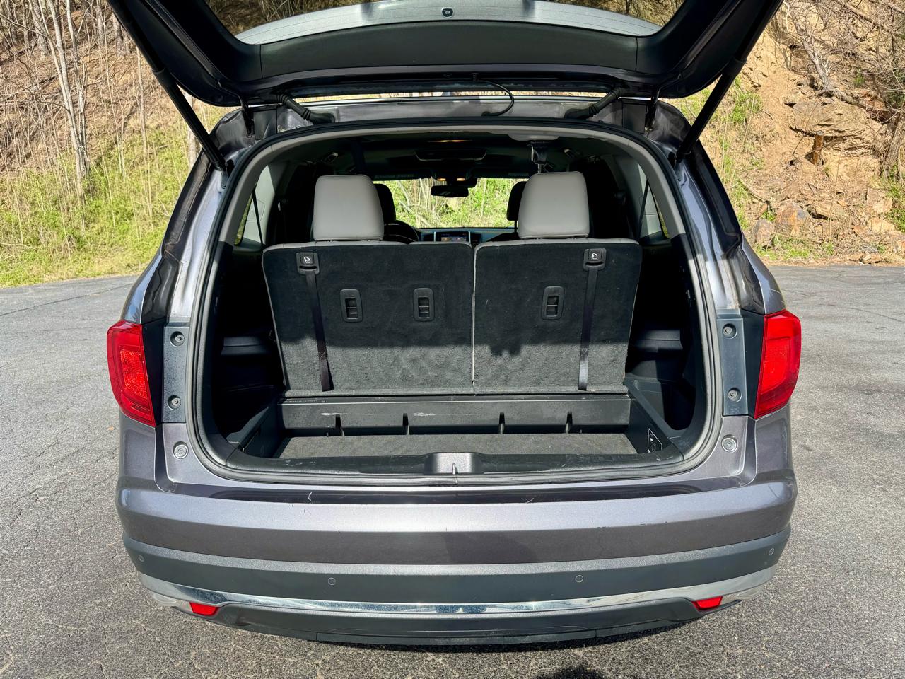 Honda Pilot Touring 2WD 2017