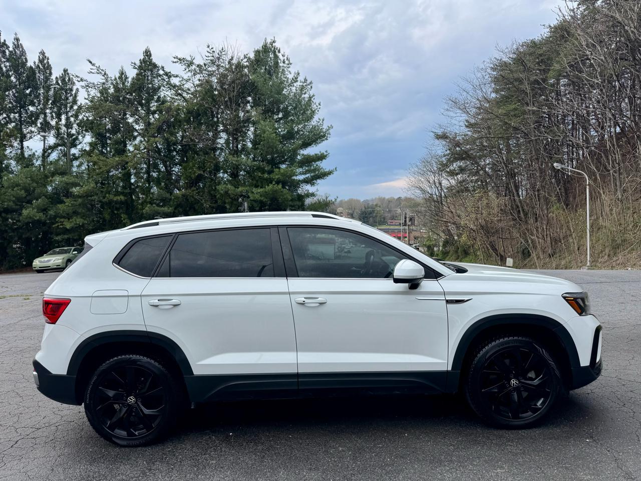 Volkswagen Taos SE 2022