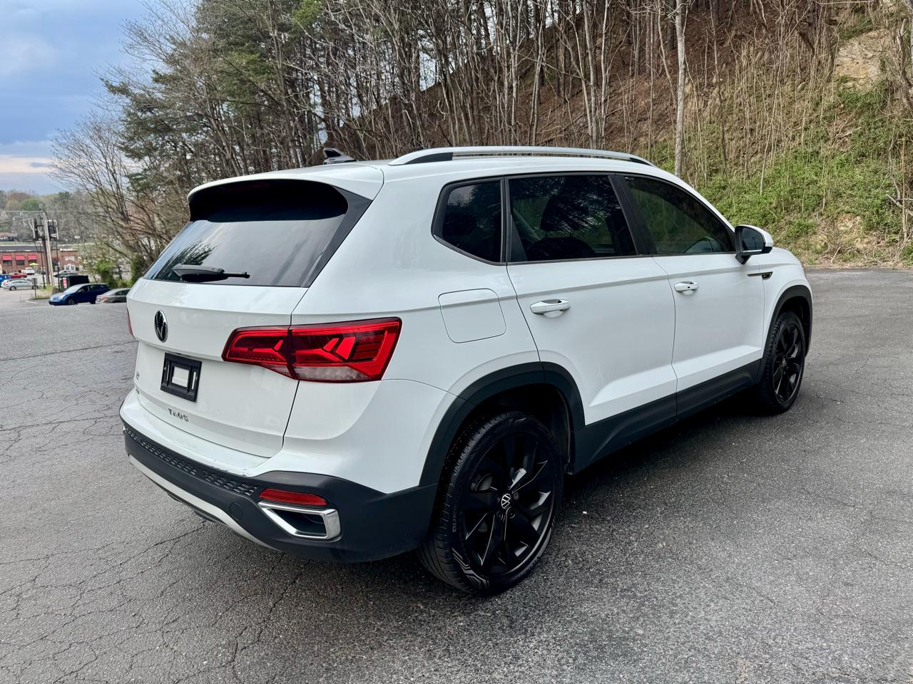 Volkswagen Taos SE 2022