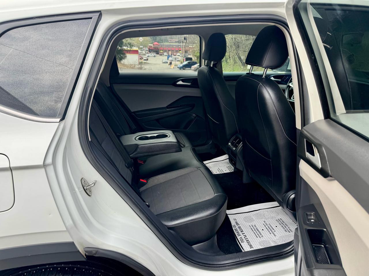 Volkswagen Taos SE 2022