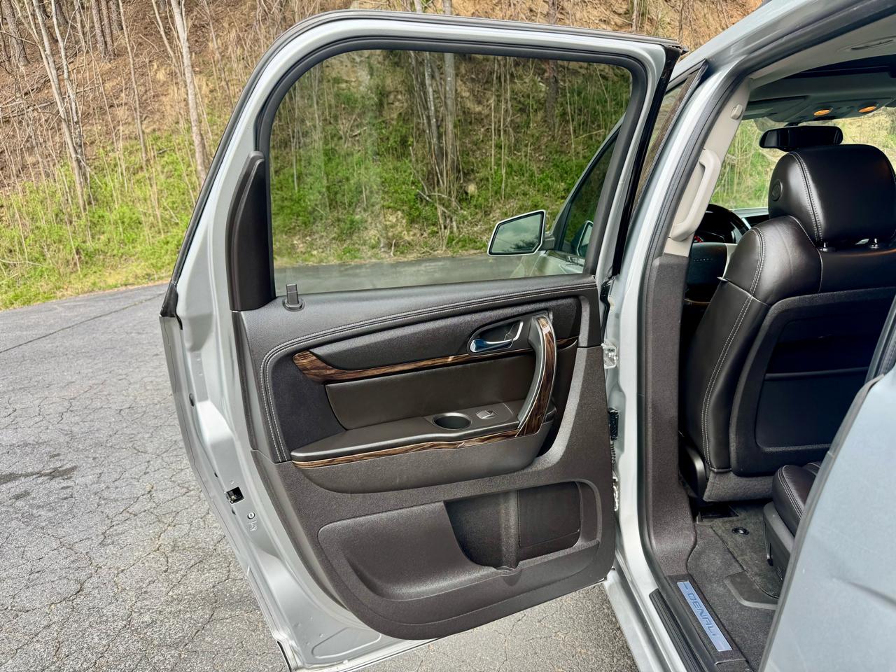 GMC Acadia Denali FWD 2013