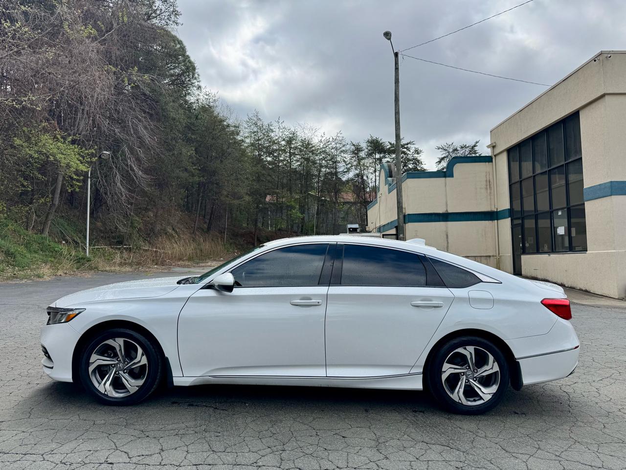Honda Accord EX-Lw/Navigation CVT 2018