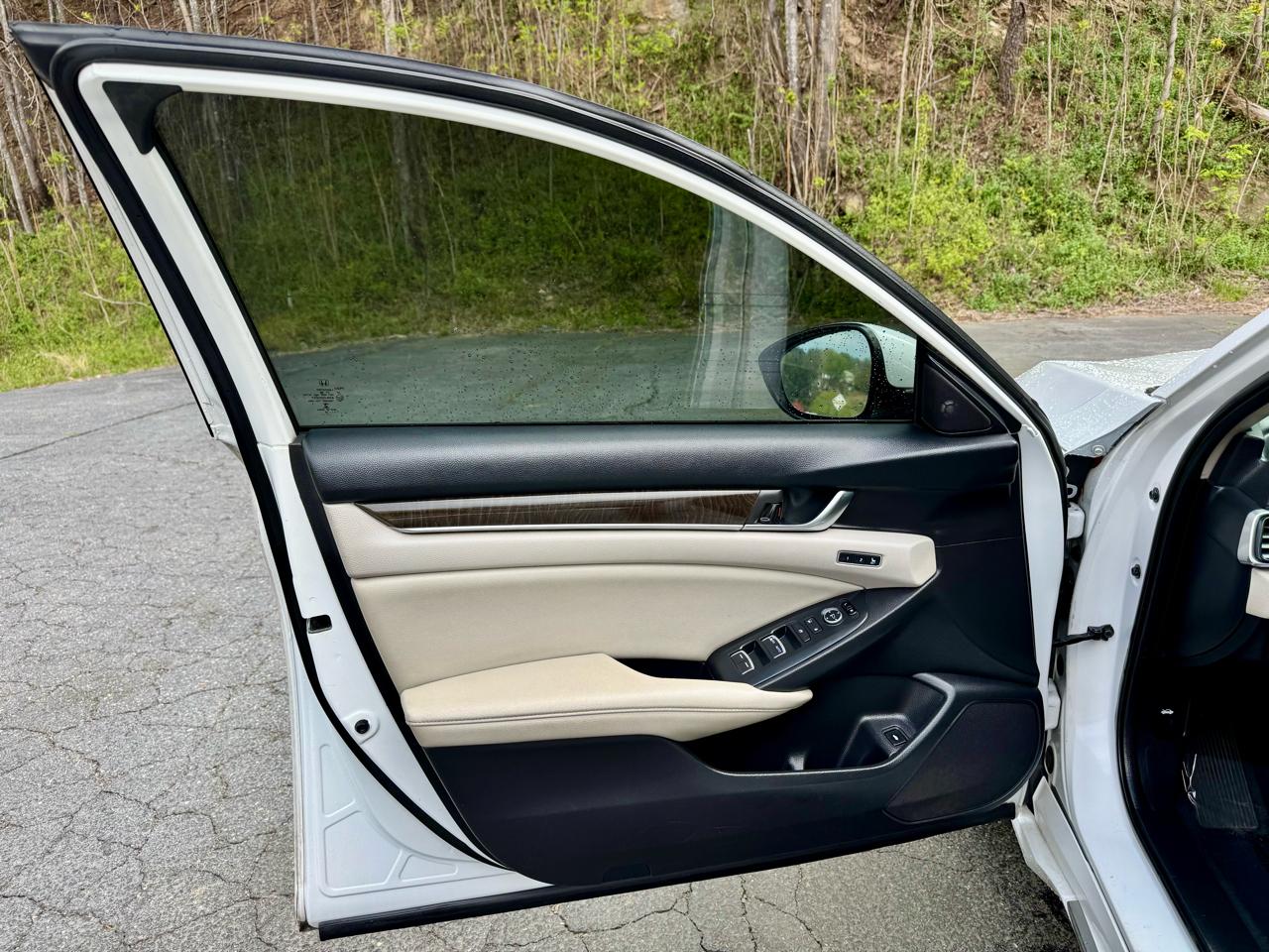 Honda Accord EX-Lw/Navigation CVT 2018