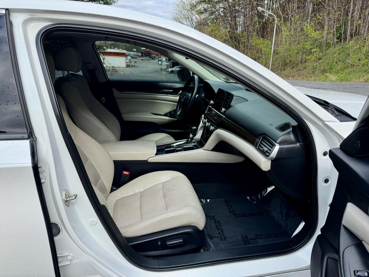 Honda Accord EX-Lw/Navigation CVT 2018