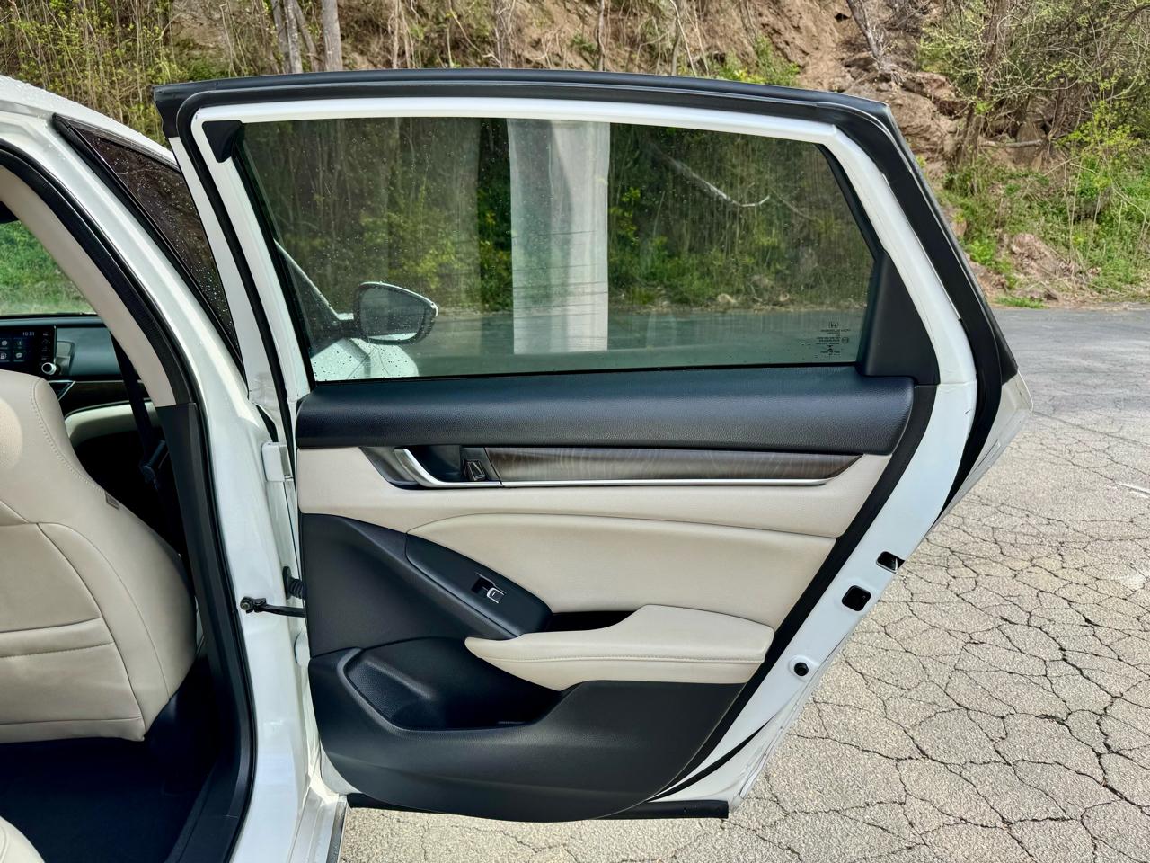 Honda Accord EX-Lw/Navigation CVT 2018