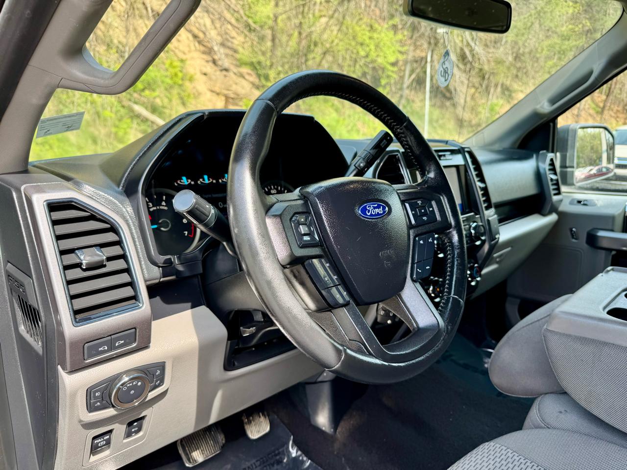 Ford F-150 King-Ranch SuperCrew 5.5-ft. 2WD 2020