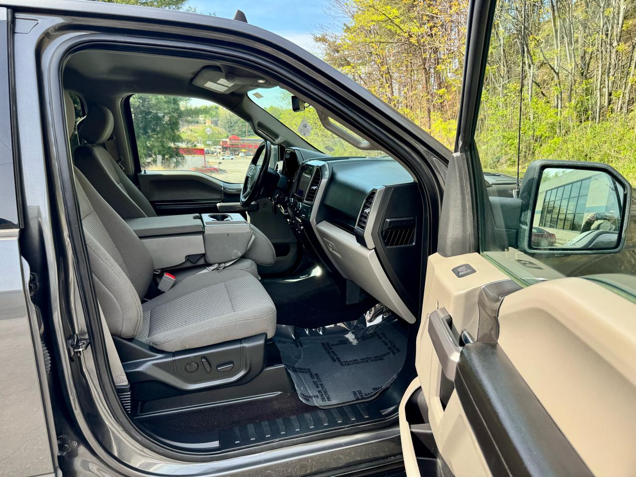 Ford F-150 King-Ranch SuperCrew 5.5-ft. 2WD 2020