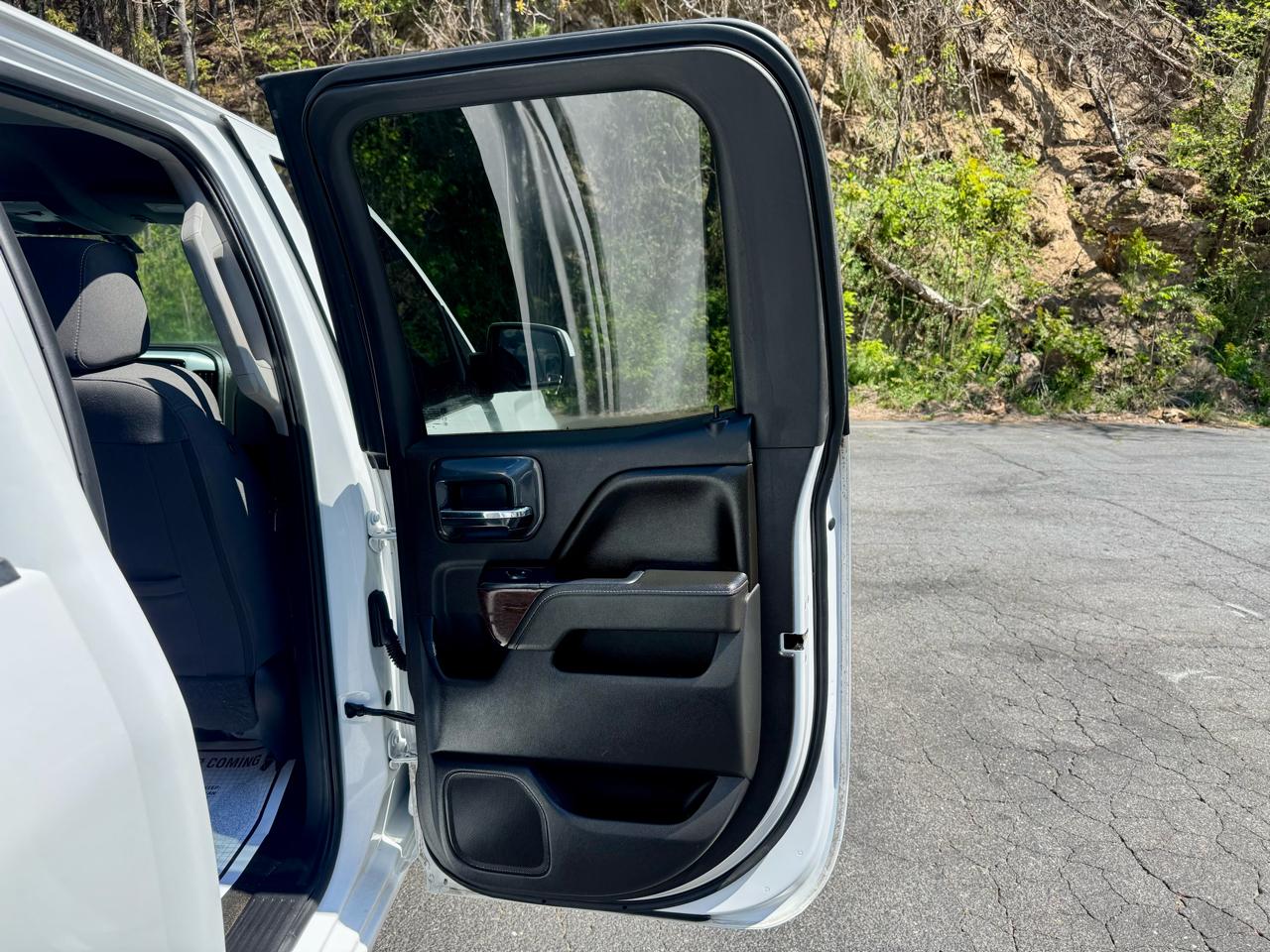 GMC Sierra 1500 SLE Double Cab 4WD 2016