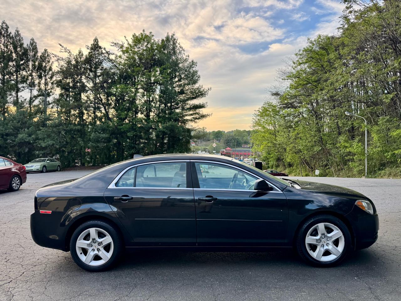 Chevrolet Malibu LS 2012